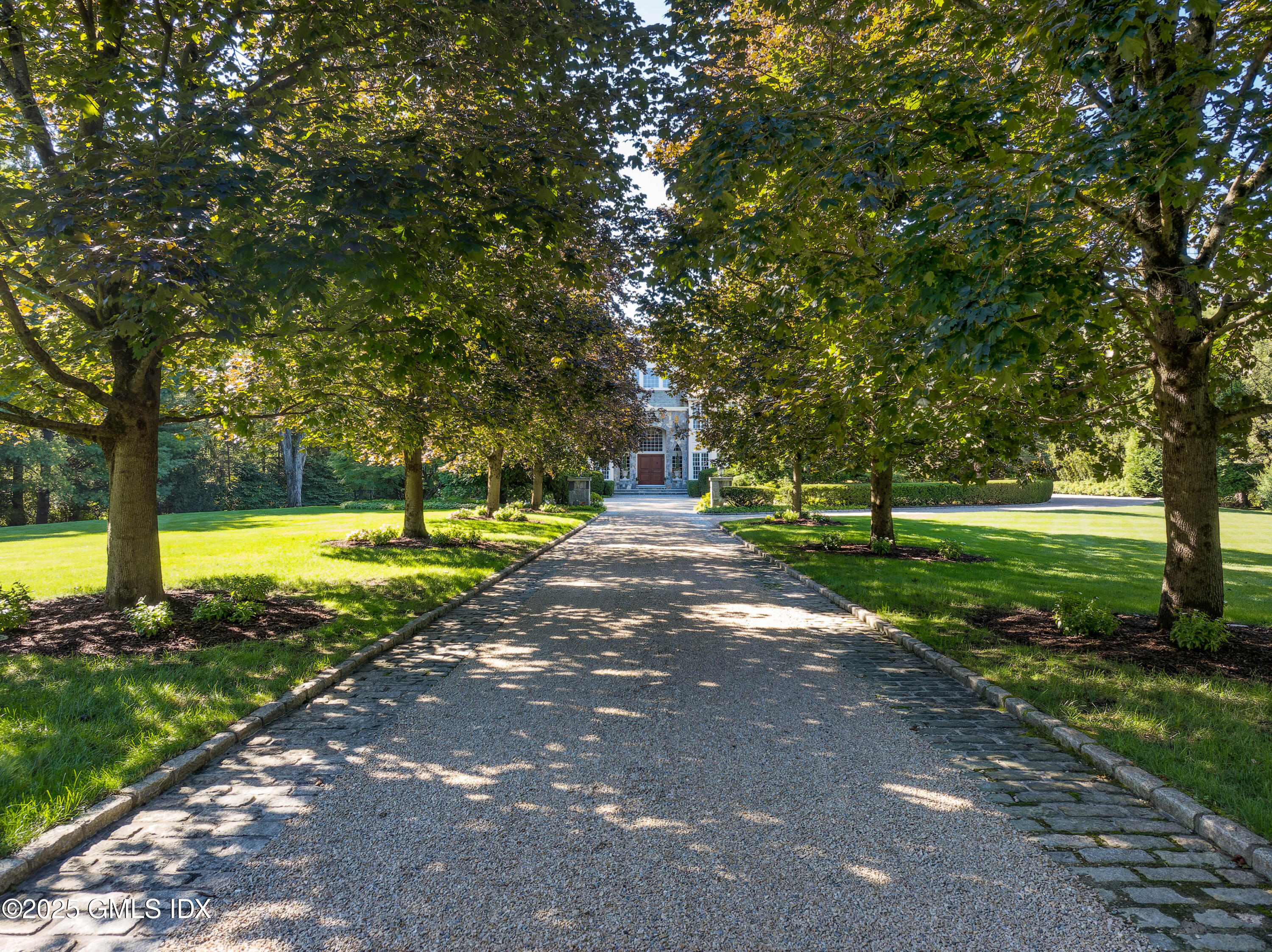 15 Andrews Farm Road Greenwich, CT 06831 - Photo 2 of 16 15 Andrews Farm Rd EXT 35 - PRINT