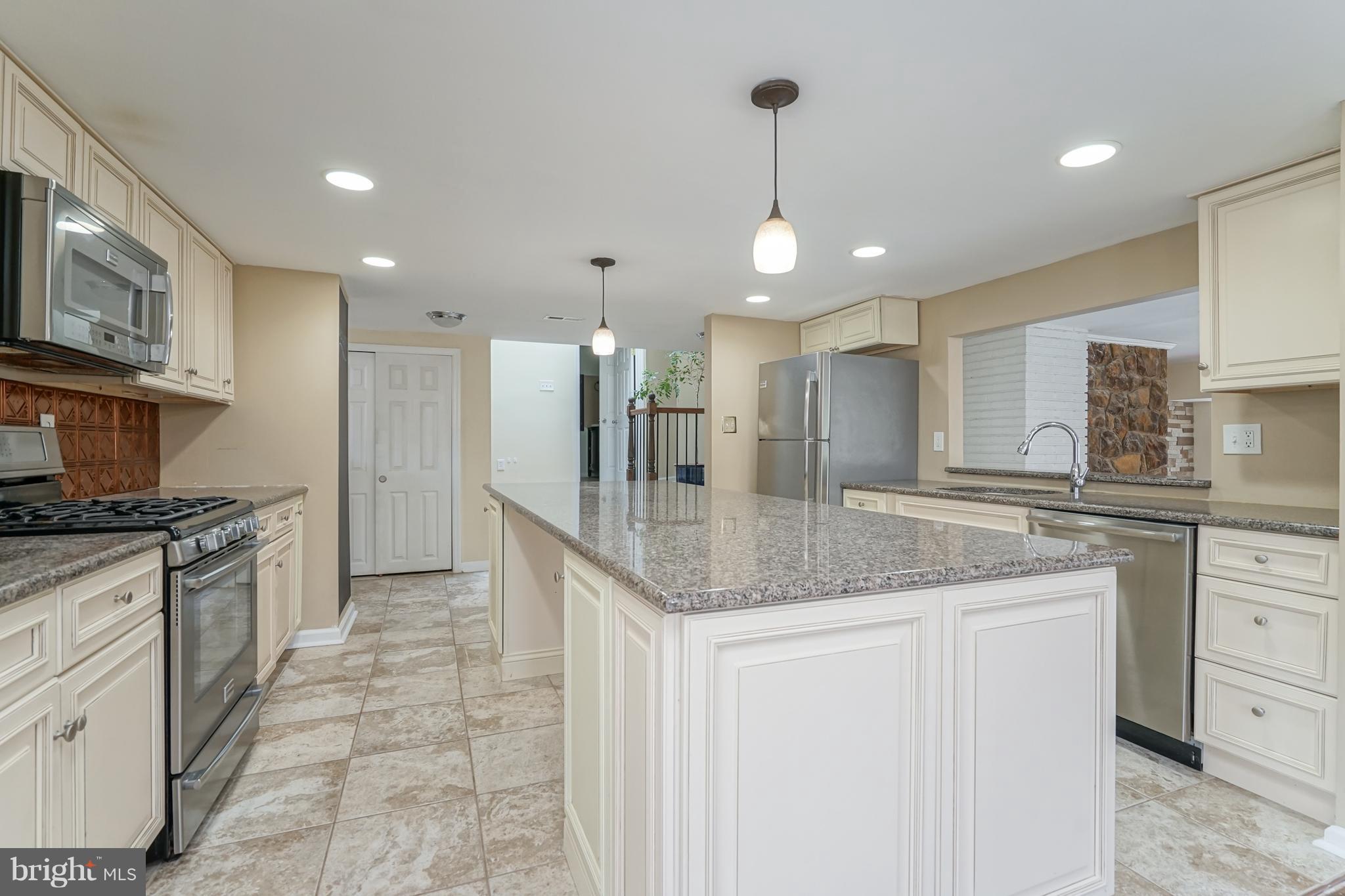 596 Coles Mill Road Haddonfield, NJ 08033 - Photo 17 of 41