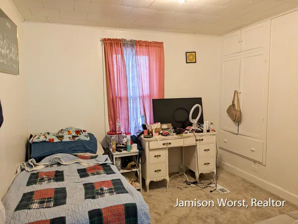 $120,000 | 48 South Kenwood Street, Muskegon, MI 49442