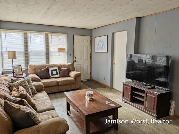 $120,000 | 48 South Kenwood Street, Muskegon, MI 49442