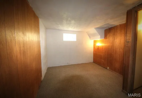 $149,000 | 105 Clearview Drive, Florissant, MO 63033