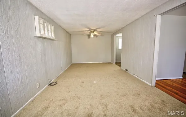 $149,000 | 105 Clearview Drive, Florissant, MO 63033
