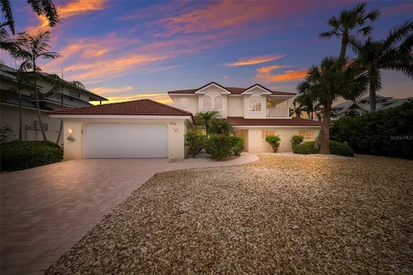 $4,200,000 | 532 70th Street, Holmes Beach, FL 34217