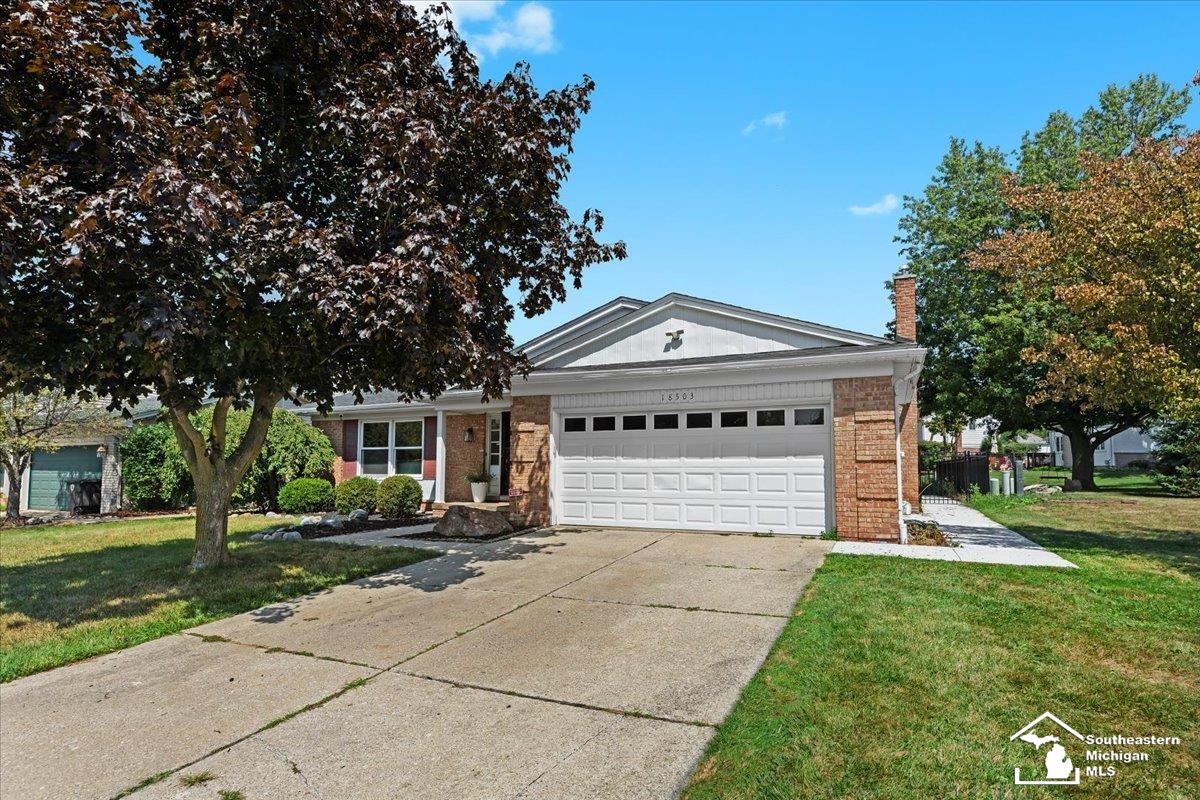 18503 Valleyview Street Riverview, MI 48193 - Photo 2 of 31