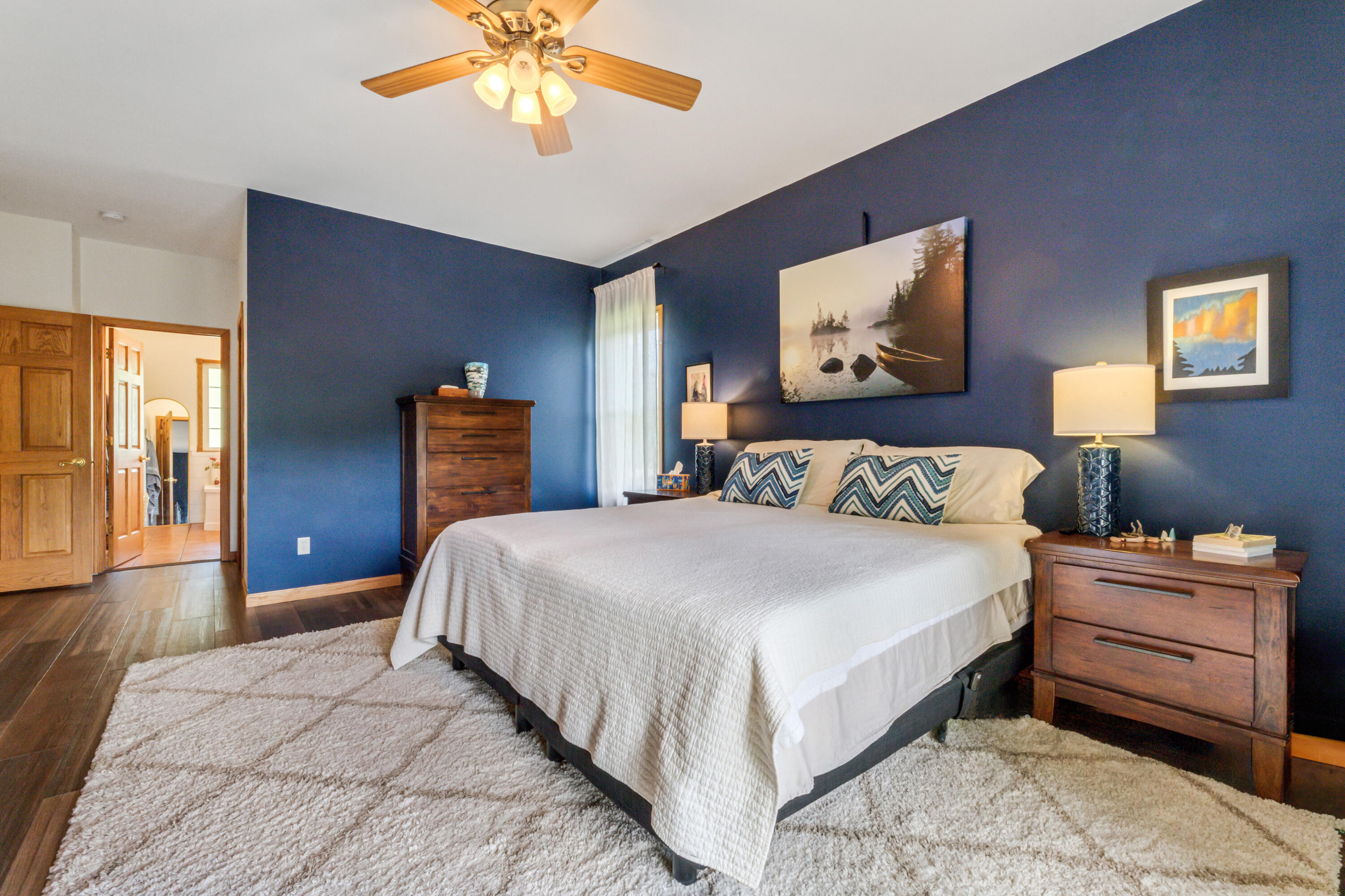 271 East Garvin Heights Road Winona, MN 55987 - Photo 20 of 54 20 primary bedroom