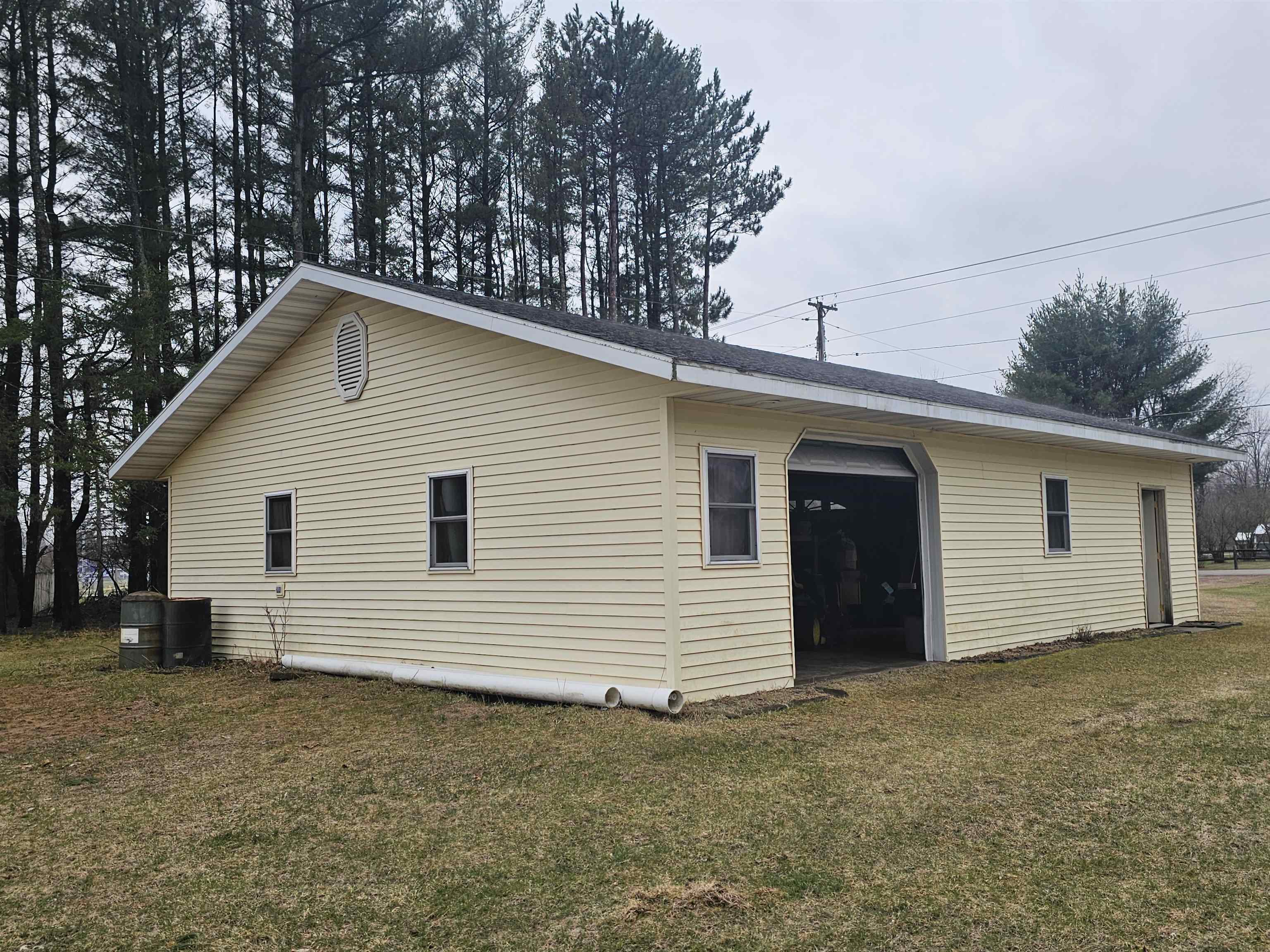 525 Summit Street Wild Rose, WI 54984 - Photo 5 of 15