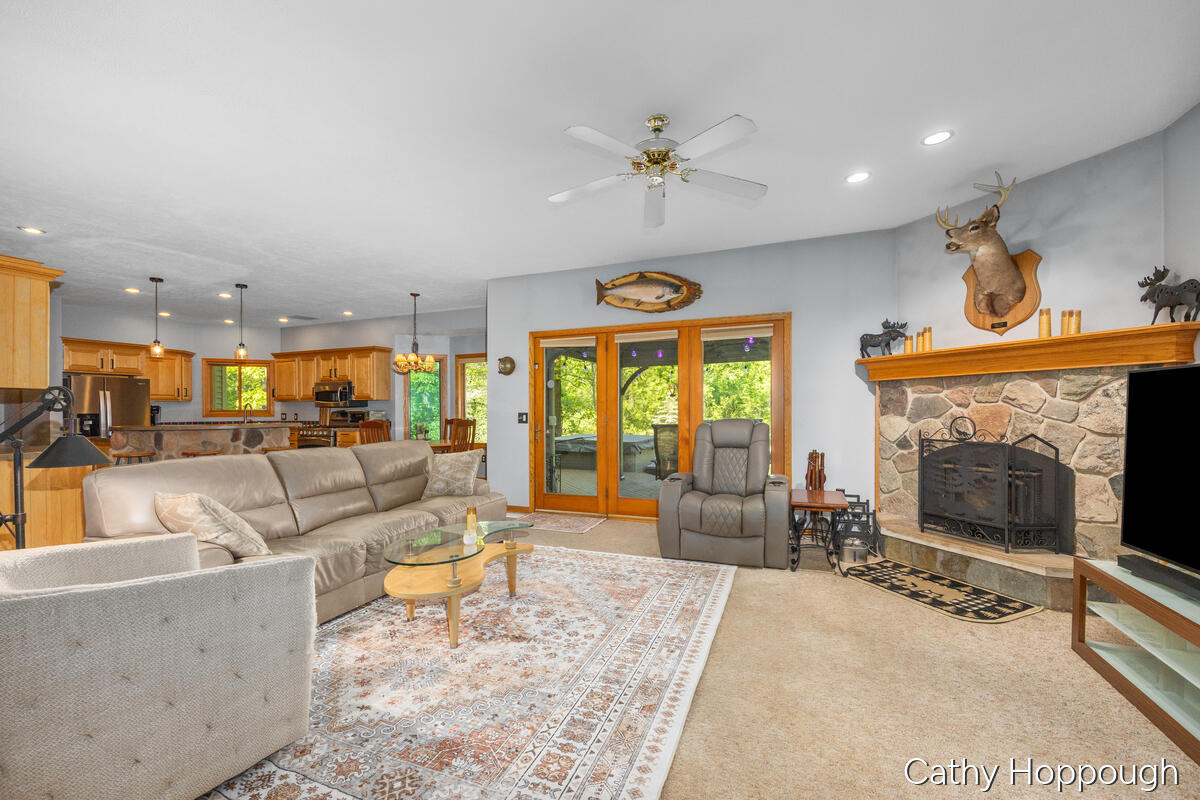 470 Caroline Street Ionia, MI 48846 - Photo 9 of 69 470-Caroline_009