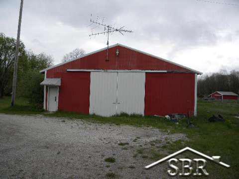 3701 Wilder Road Caro, MI 48723 - Photo 2 of 6 20035876-1.JPG