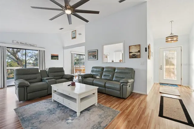 $535,000 | 12631 Hodgson Avenue, Cedar Key, FL 32625