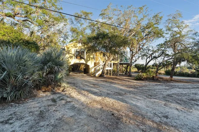 $535,000 | 12631 Hodgson Avenue, Cedar Key, FL 32625
