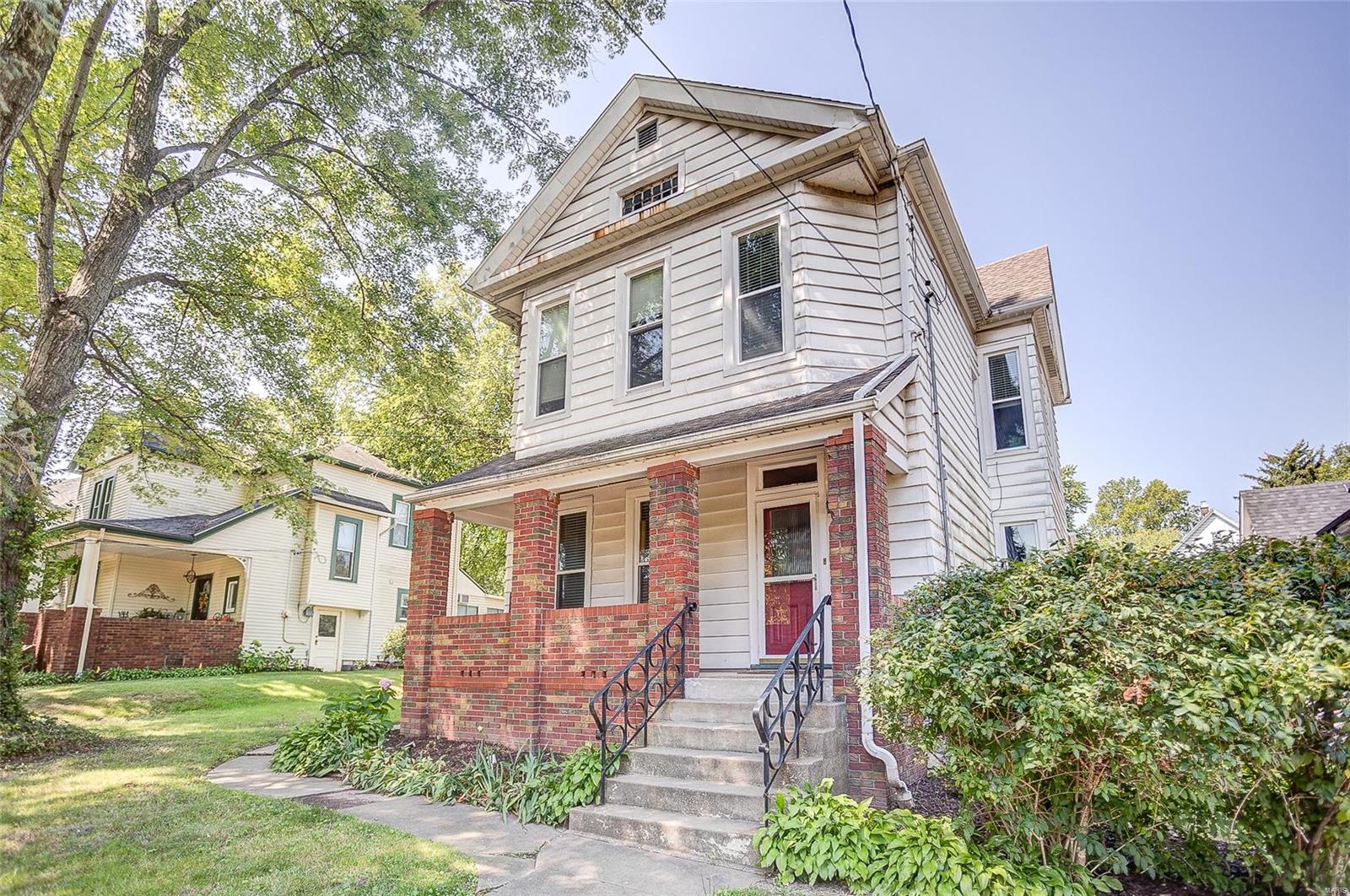 1612 Maple Street Alton, IL 62002 - Photo 2 of 28 Gallery Image 2