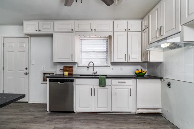 $135,000 | 721 North Floyd Avenue, Tulia, TX 79088