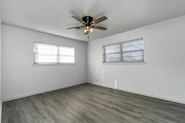 $135,000 | 721 North Floyd Avenue, Tulia, TX 79088