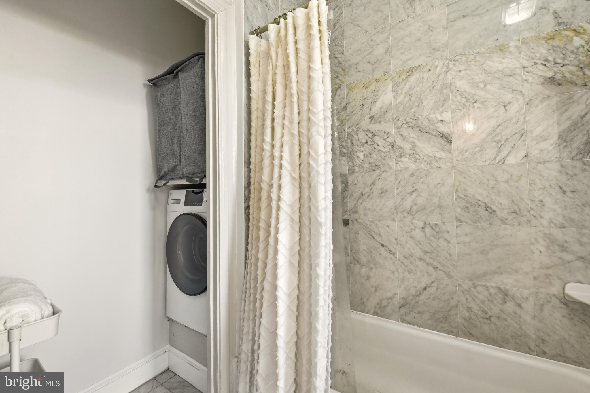 1401 Columbia Road Northwest, Unit 414 Washington, DC 20009 - Photo 31 of 39