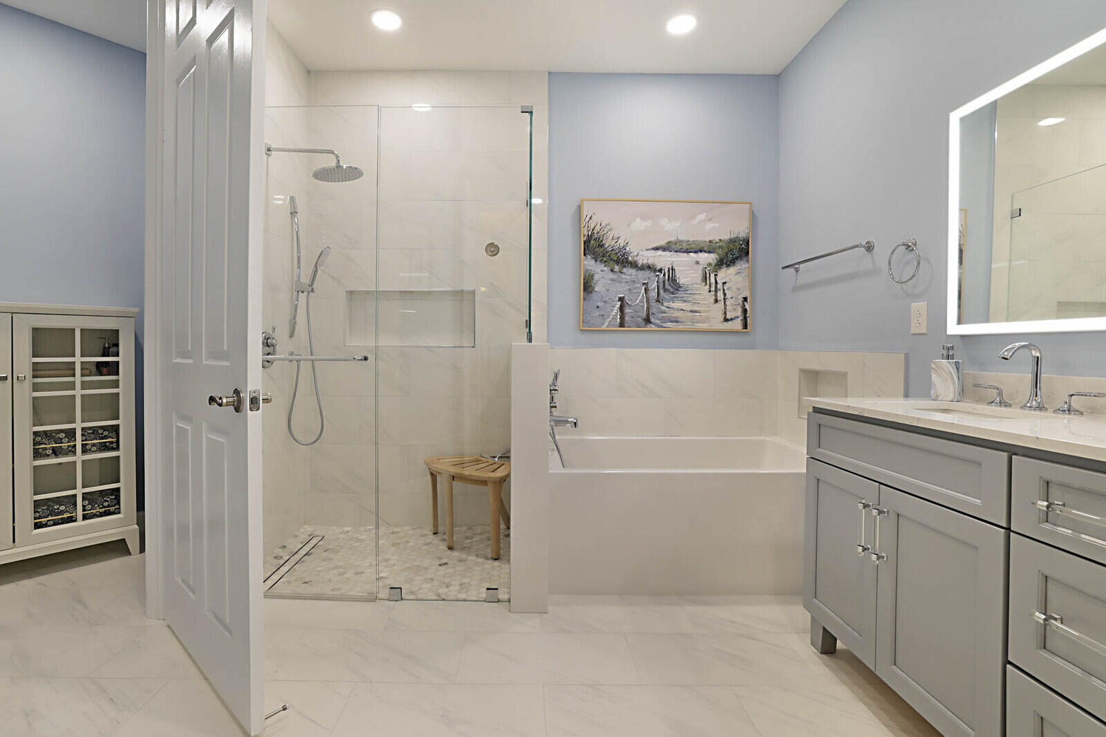 23077 Addison Lakes Circle Boca Raton, FL 33433 - Photo 27 of 47 Master Bathroom