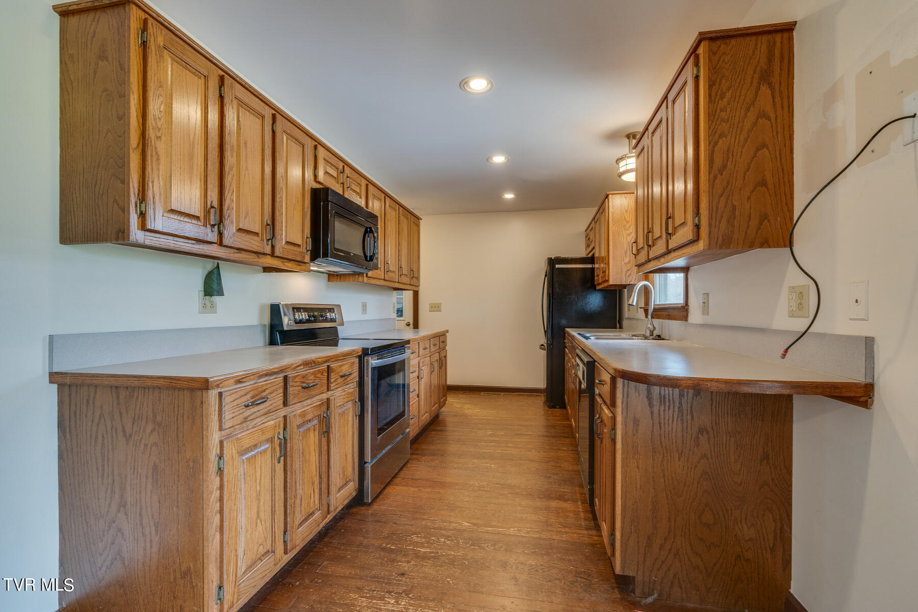 2120 Bright Hope Road Greeneville, TN 37743 - Photo 11 of 62 011