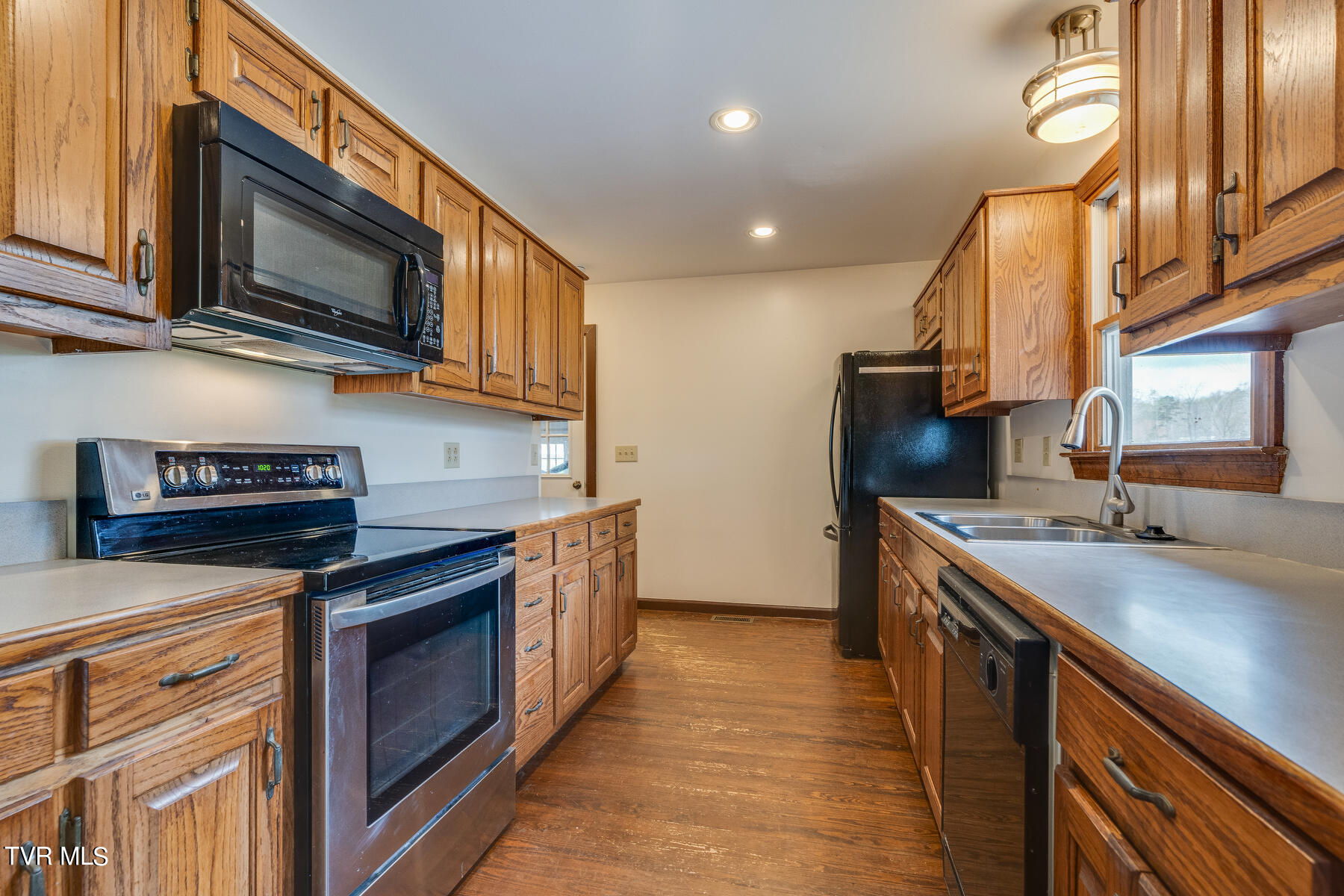 2120 Bright Hope Road Greeneville, TN 37743 - Photo 12 of 62 012