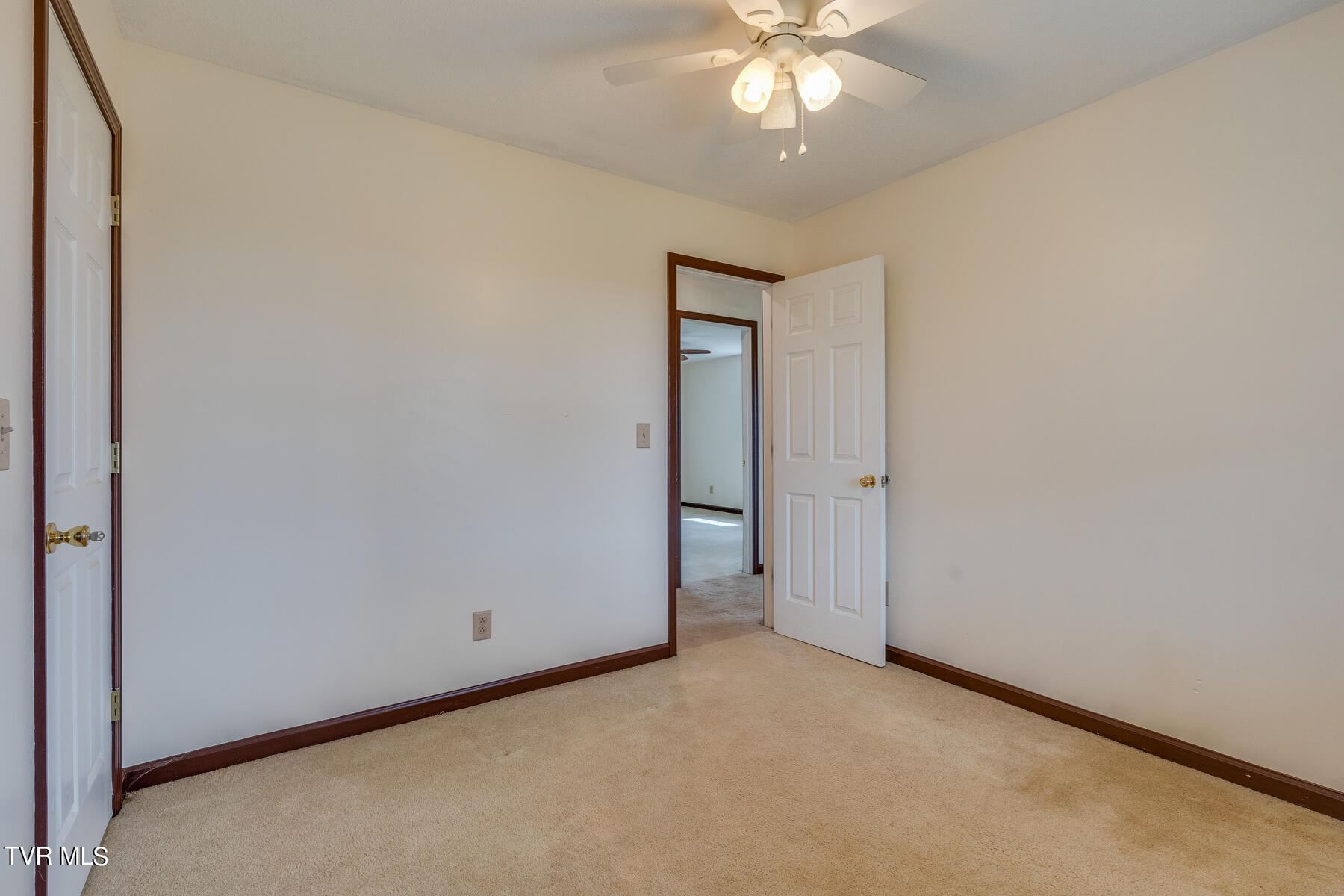 2120 Bright Hope Road Greeneville, TN 37743 - Photo 21 of 62 021