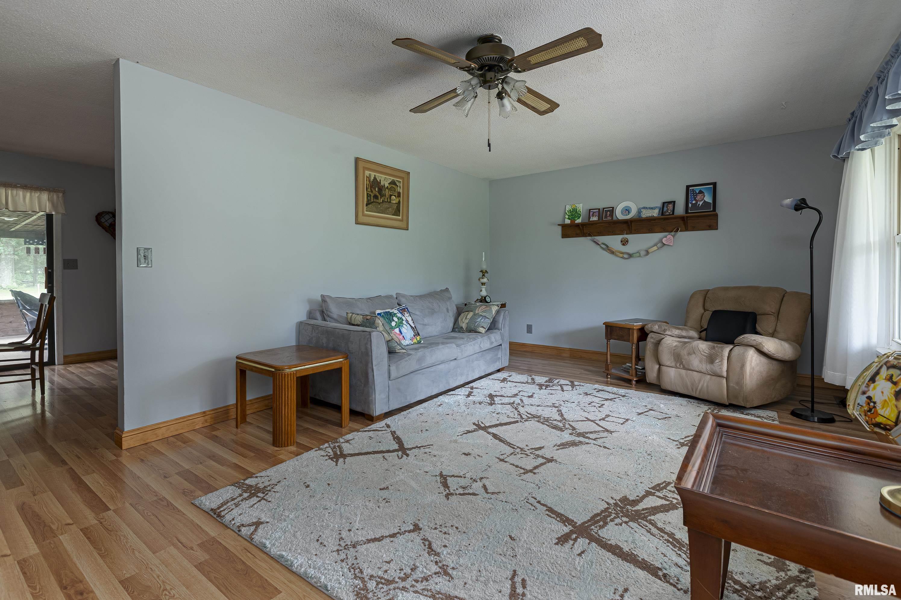 14378 Mustang Road Marion, IL 62959 - Photo 4 of 38