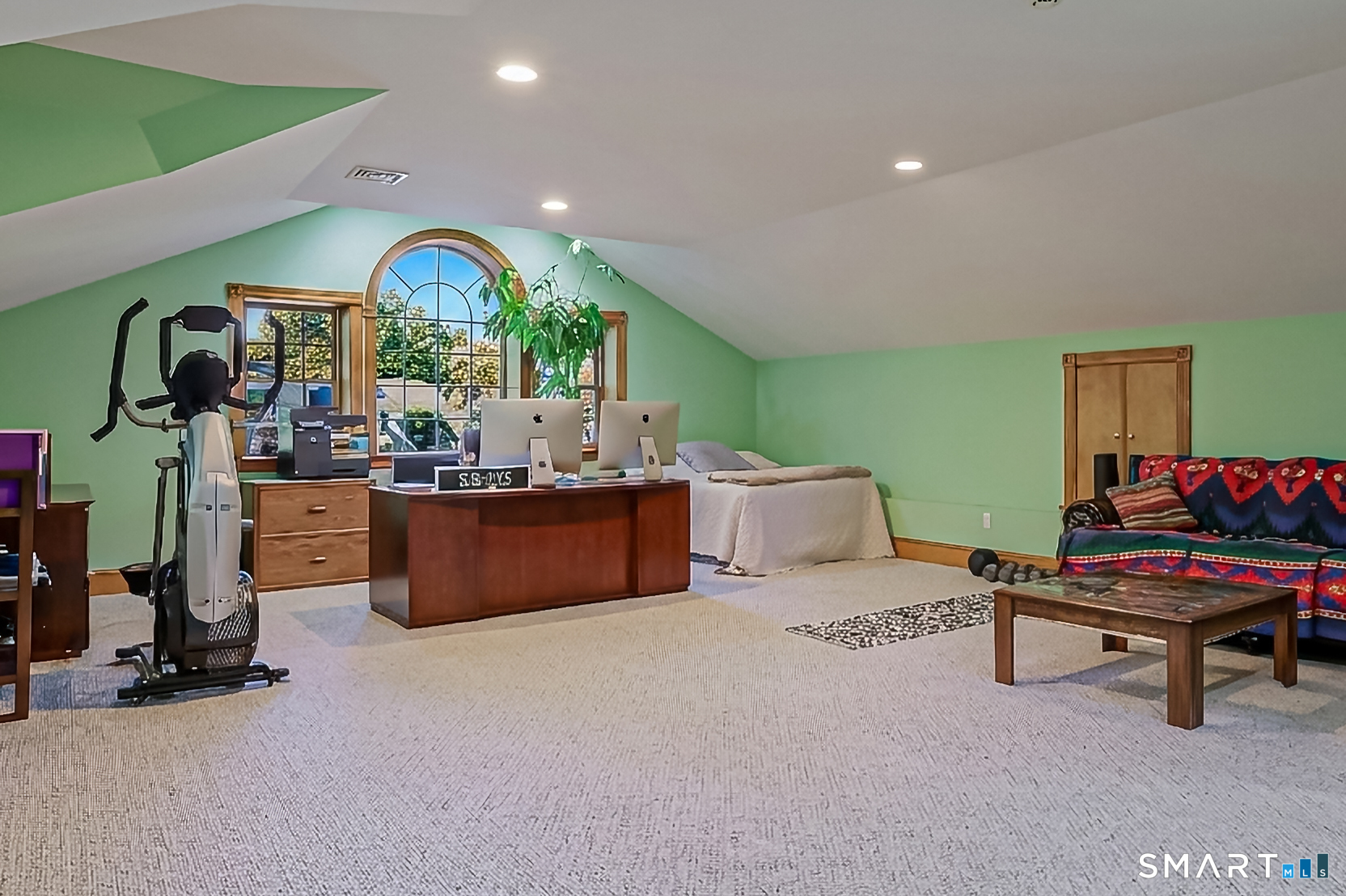 21 Geneva Road Norwalk, CT 06850 - Photo 17 of 36