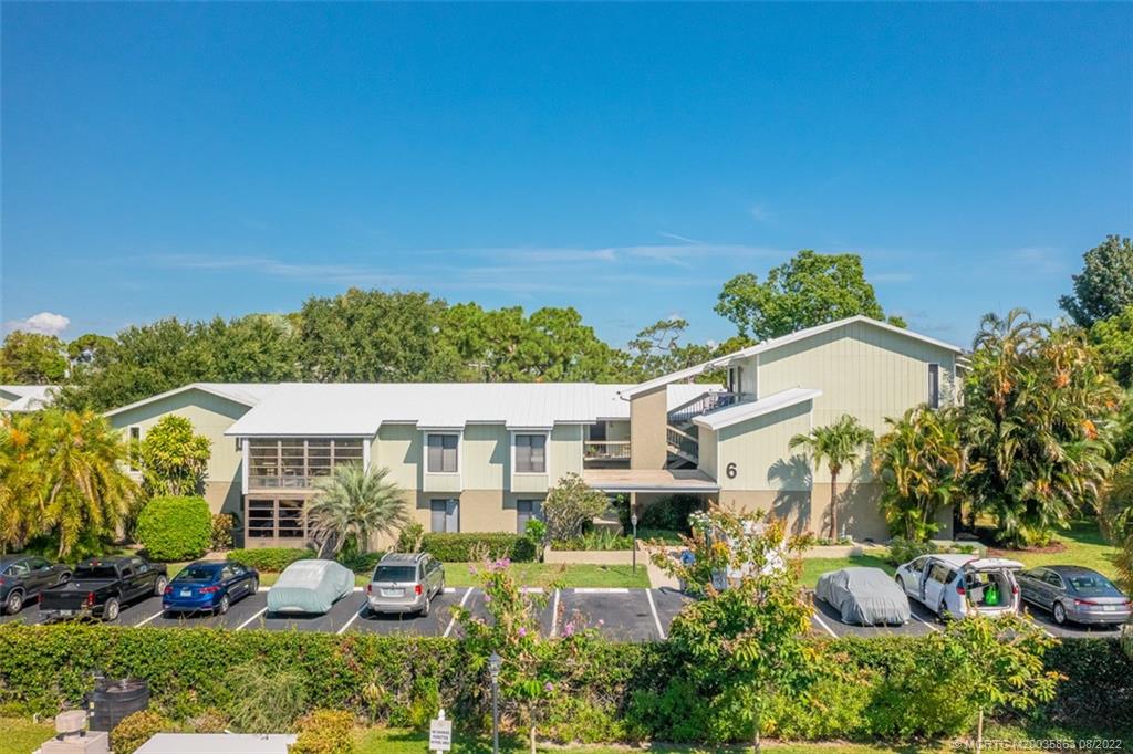 800 Northwest Fork Road, Unit 62 Stuart, FL 34994 - Photo 4 of 37 Gallery Image 4