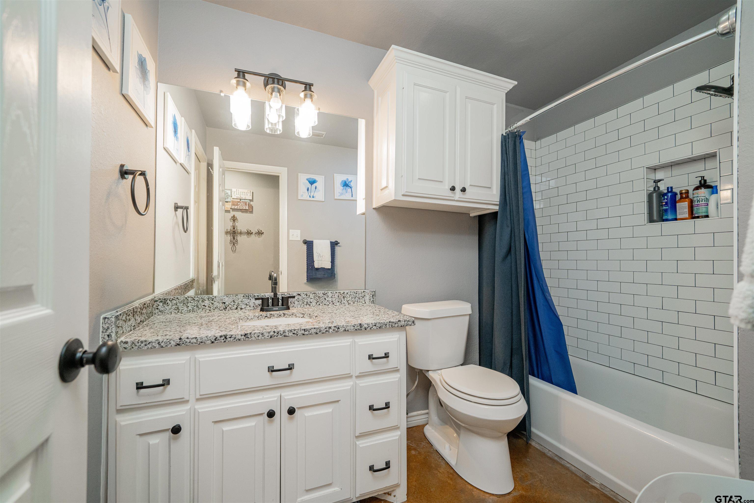 271 Lawrence Road Longview, TX 75605 - Photo 6 of 42