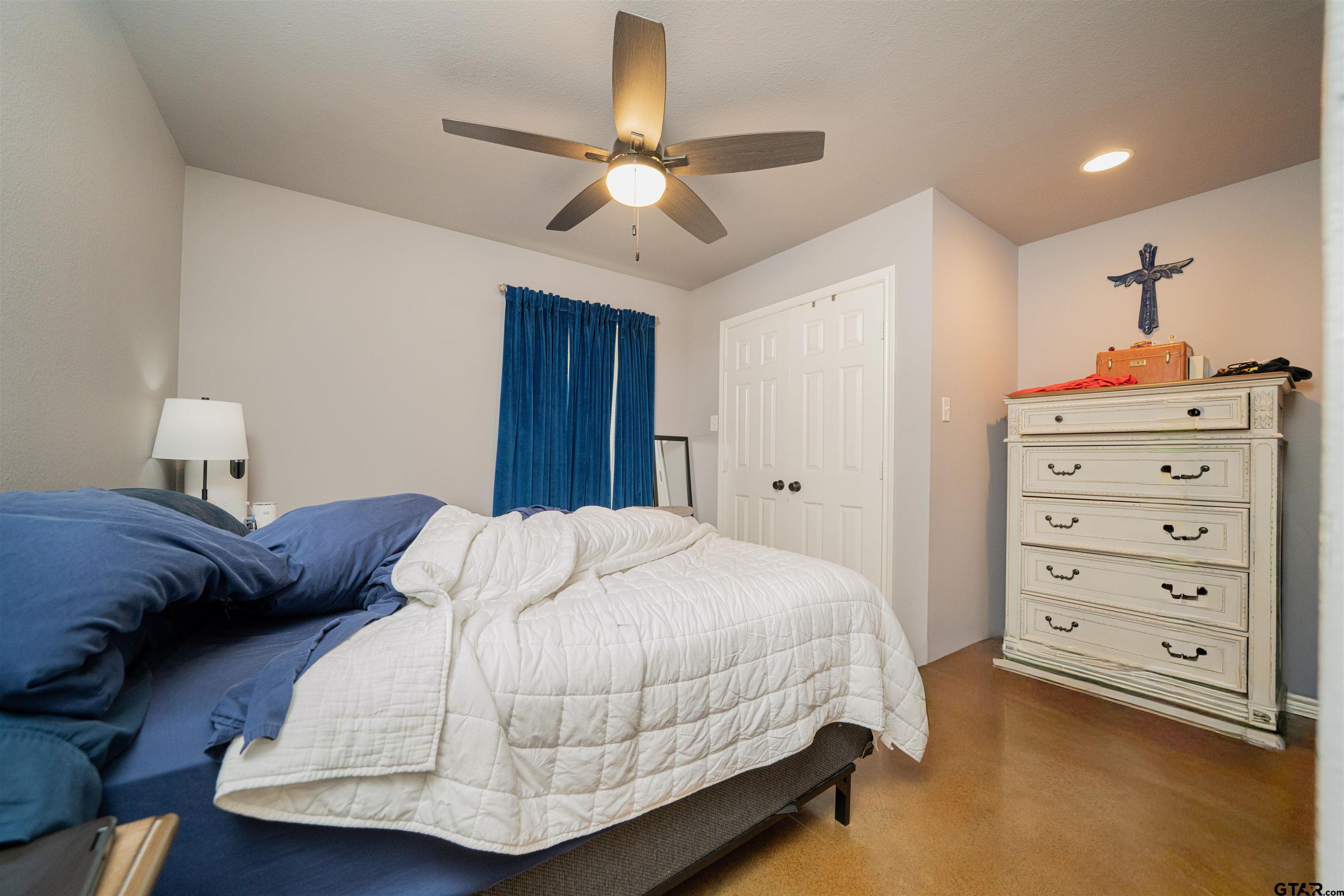 271 Lawrence Road Longview, TX 75605 - Photo 9 of 42