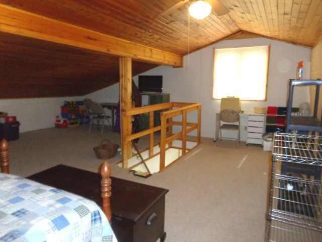 301 Knott Road Niles, MI 49120 - Photo 35 of 57 upper bedroom