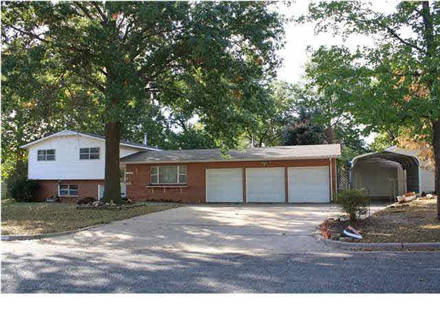 7333 Dorsey Wichita, KS 67212 - Photo 1 of 1