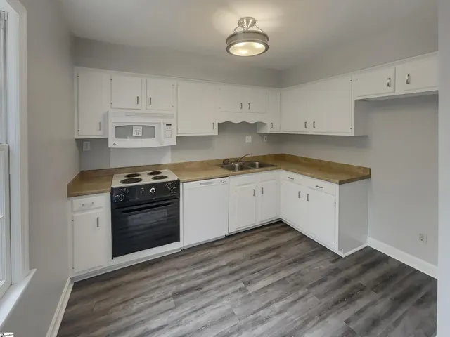 $99,000 | 1460 Dover Road, Unit A, Spartanburg, SC 29301