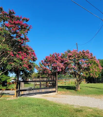 $499,000 | 6149 County Road 1022, Joshua, TX 76058