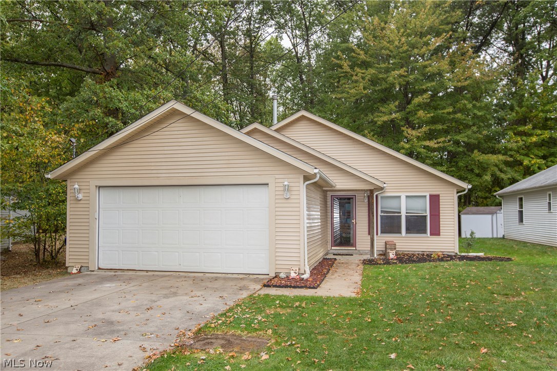 5244 Main Avenue North Ridgeville, OH 44039 - Photo 4 of 32