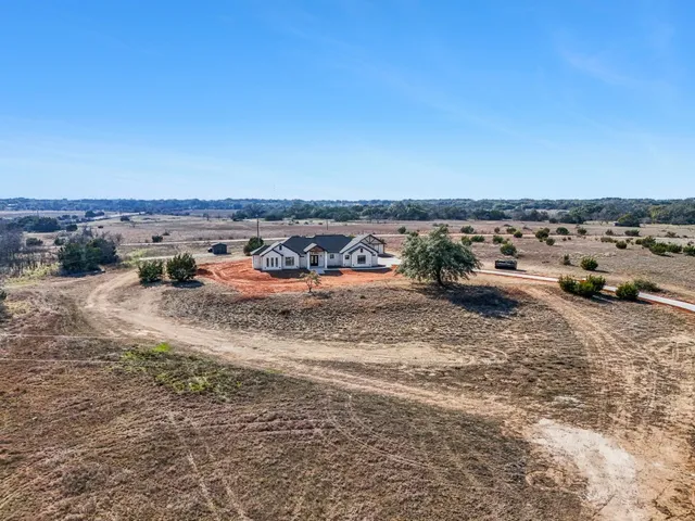 $950,000 | 138 Cloudwood Ranch Road, Briggs, TX 78608