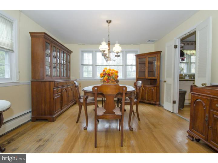 138 Brookside Road Newtown Square, PA 19073 - Photo 8 of 24
