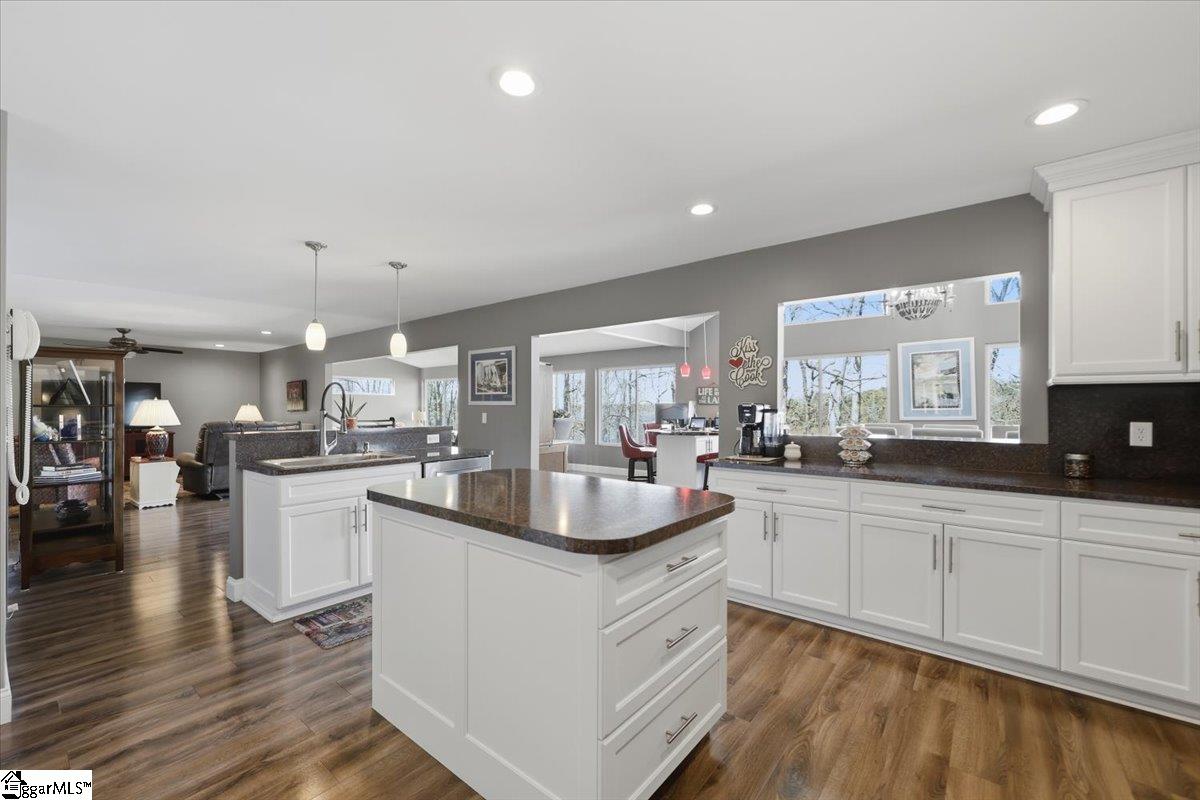 227 Forest Cove Road Anderson, SC 29626 - Photo 14 of 47