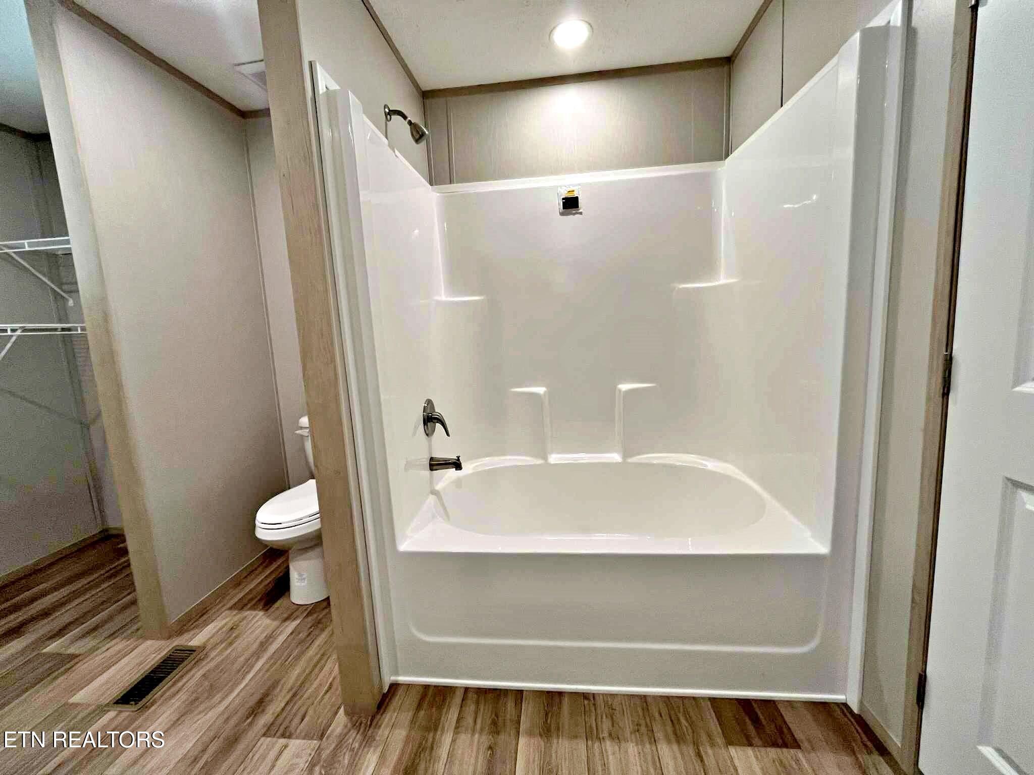 494 Oak Grove Road Decatur, TN 37322 - Photo 28 of 49 143e8ebd-5f0b-4391-a9cf-e1f4e3d8a617