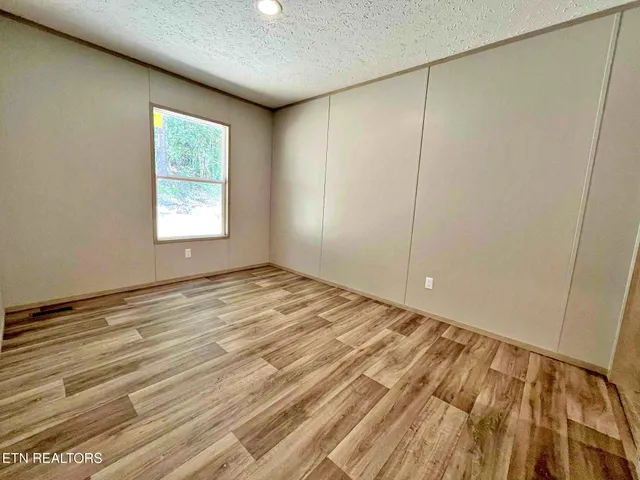 $242,900 | 494 Oak Grove Road, Decatur, TN 37322