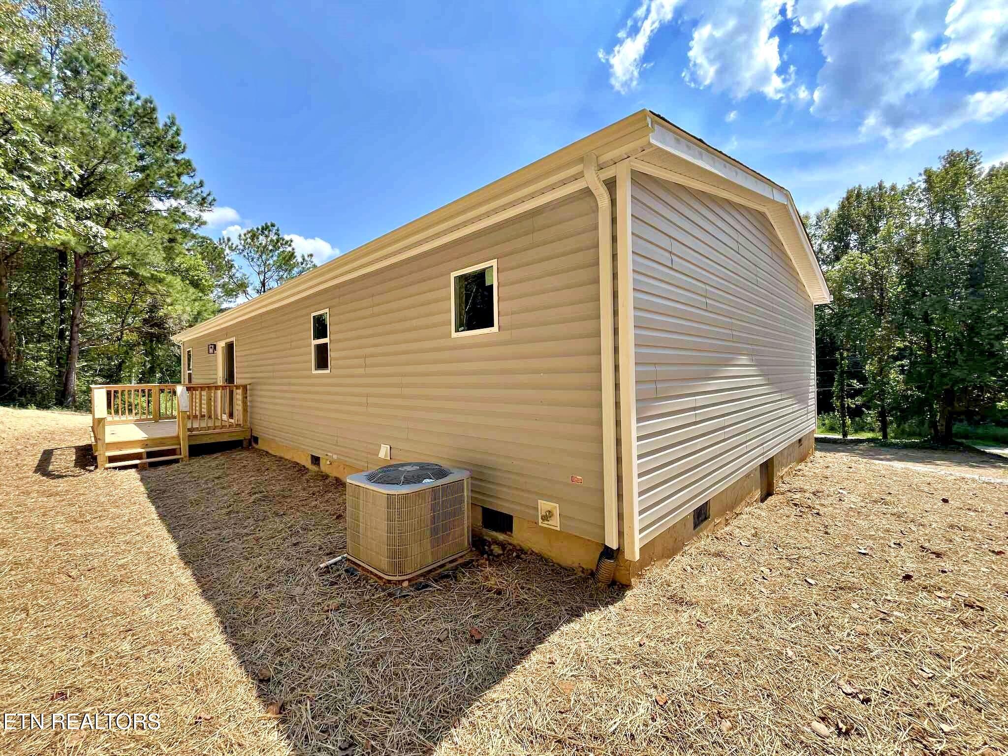 494 Oak Grove Road Decatur, TN 37322 - Photo 5 of 49 a3a9d3c0-2f99-4ddd-949f-6e92af0028b9