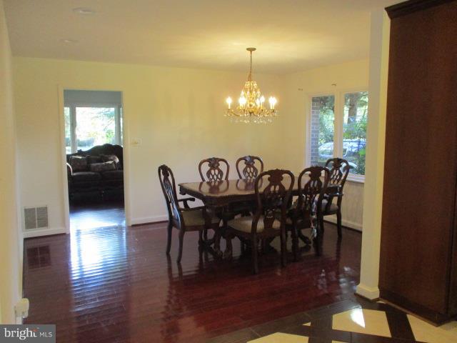 9906 Indian Queen Point Road Fort Washington, MD 20744 - Photo 7 of 39 Dining room