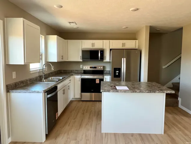 $289,950 | 1110 Brody Lane, Boonville, IN 47601