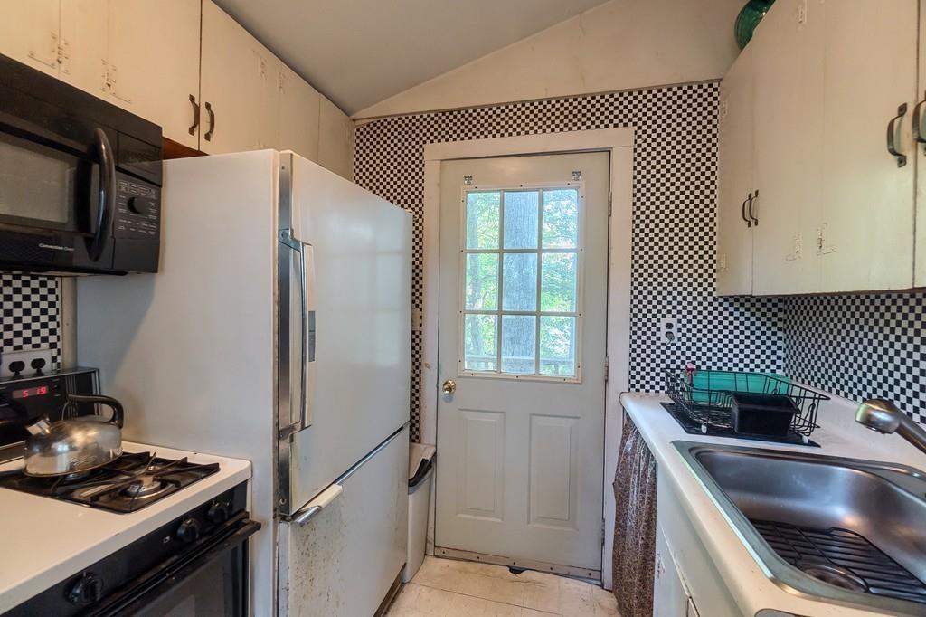 52 Island Road Groton, MA 01450 - Photo 11 of 26