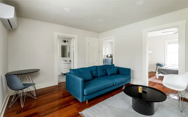 $1,100 | 114 Redan Street, Unit 3, Houston, TX 77009