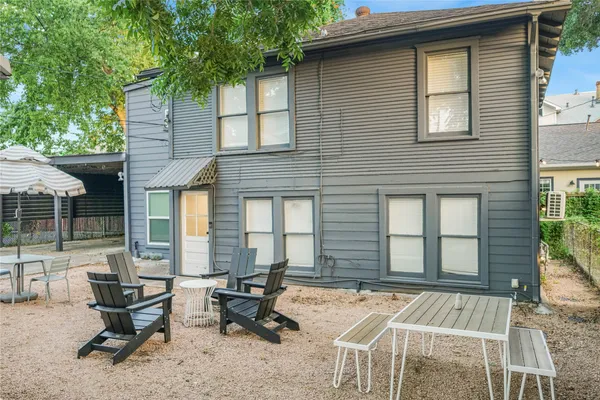 $1,100 | 114 Redan Street, Unit 3, Houston, TX 77009