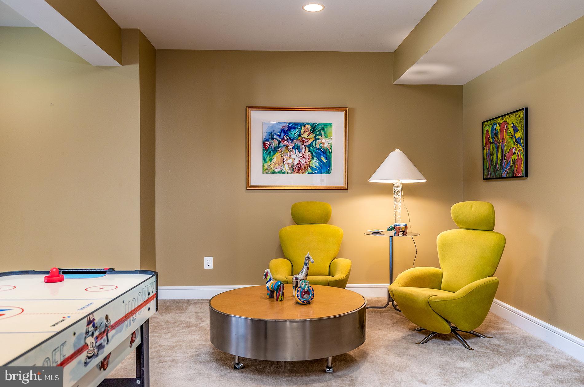 306 Branch Road Southeast Vienna, VA 22180 - Photo 37 of 55
