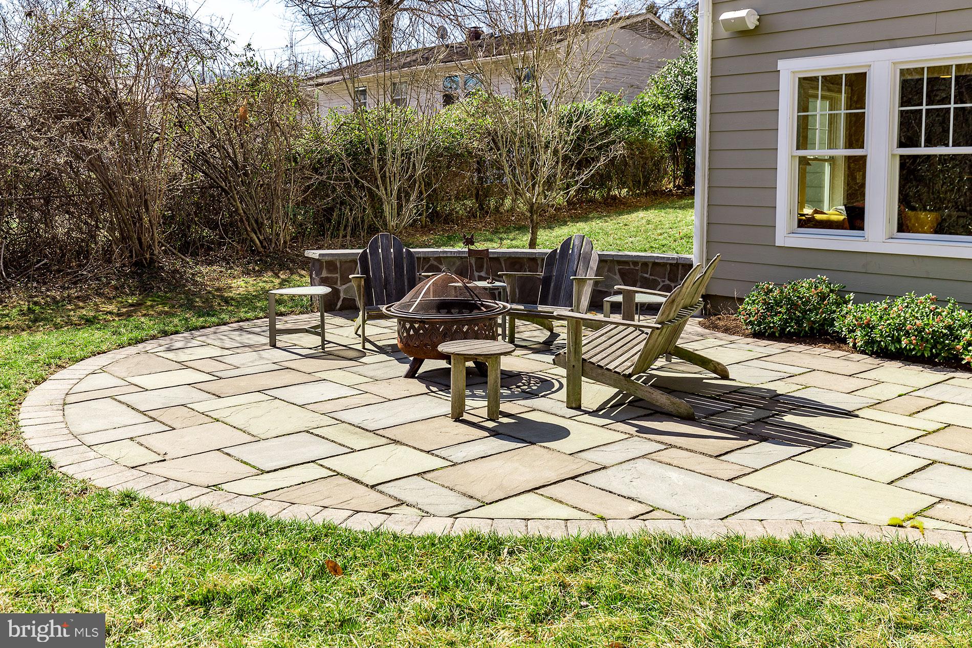 306 Branch Road Southeast Vienna, VA 22180 - Photo 48 of 55