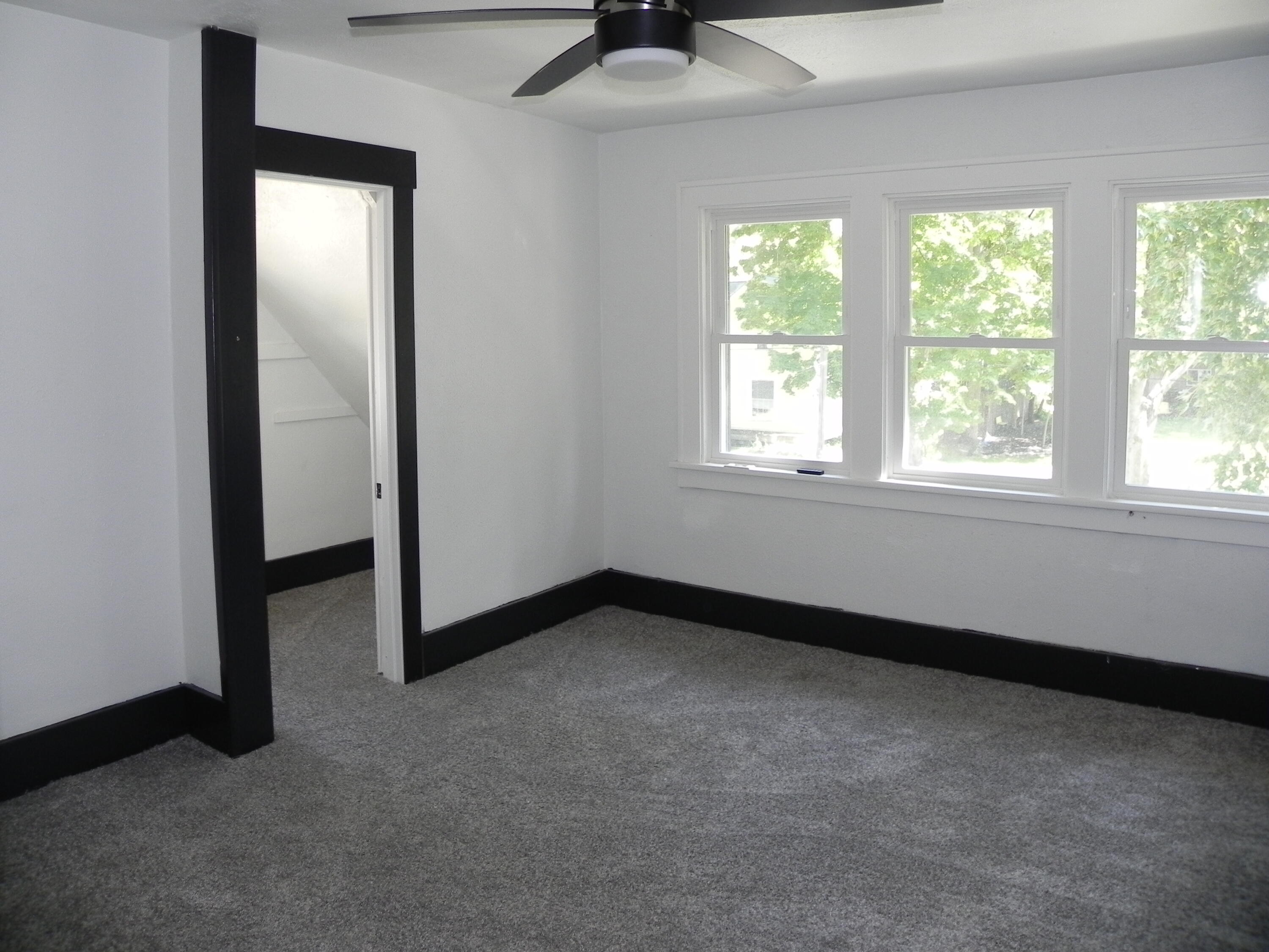 1209 7th Street Three Rivers, MI 49093 - Photo 13 of 40 DSCN2311