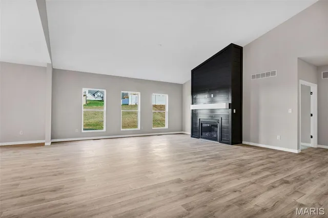 $574,990 | 32 Landyn Court, Dardenne Prairie, MO 63368