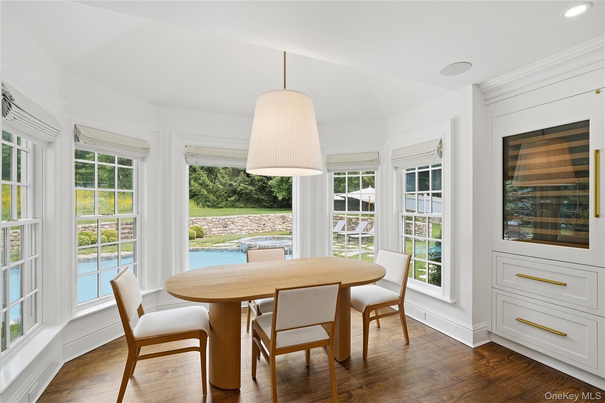 79 Cross River Road Pound Ridge, NY 10576 - Photo 11 of 34 Breakfast area