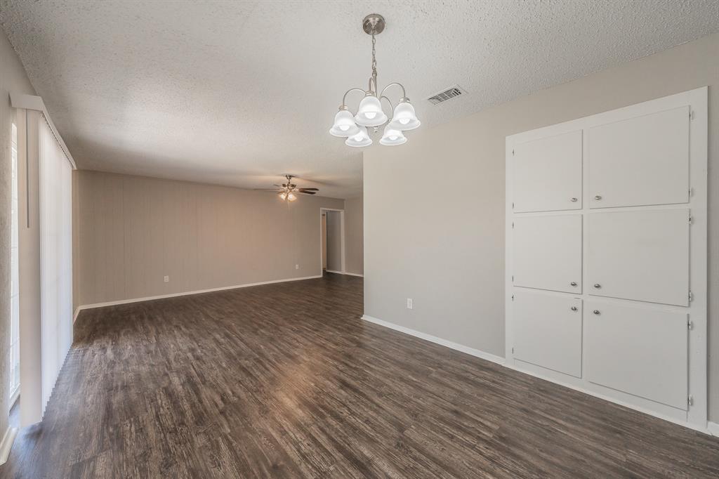 717 Blue Ridge Trail Saginaw, TX 76179 - Photo 9 of 40