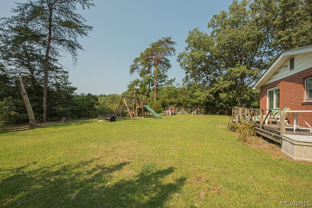 993 Holly Point Road Mathews, VA 23109 - Photo 13 of 49